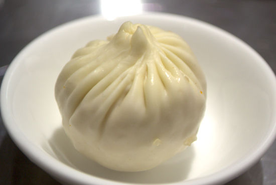 只要掌握这几个窍门蒸出来的包子不塌皮又大又松软