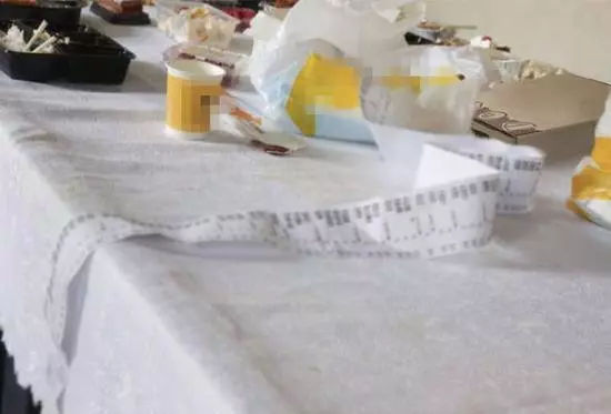 冰冰公司0离职率,包办婚礼、送豪车豪表.明星