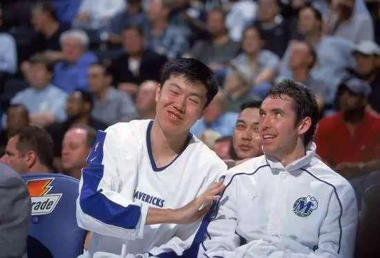 NBA最不喜欢扣篮的六位,无人防守都选择上篮,据说纳什是不会扣篮