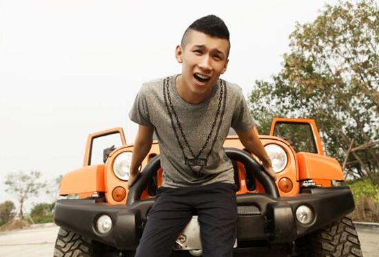 网红都是低学历?冯提莫是大学老师,这一位还是