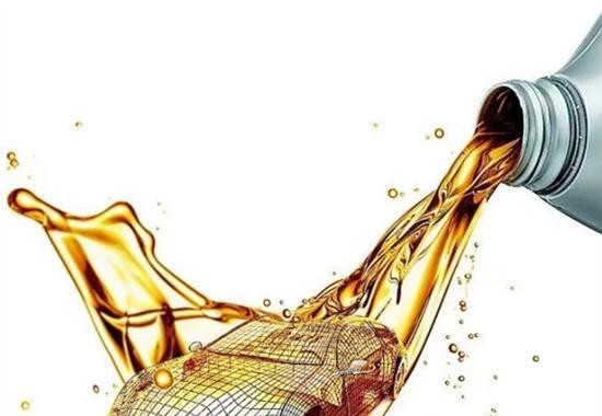 5千公里换机油是谣言吗？机油到底多久换一次？