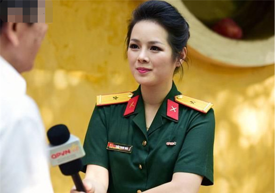 看完越南新闻联播主持人,再看中国央视美女主持人,差距一目了然