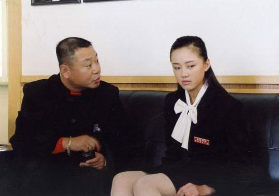赵本山凭一张照片就让她出演《马大帅》，气质绝佳女神级的秘书啊