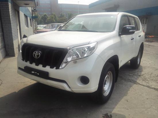 丰田霸道2700 越野神器四驱动力超强劲