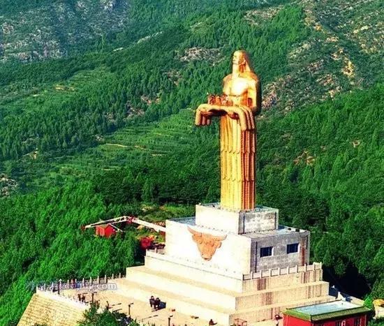 老顶山炎帝像
