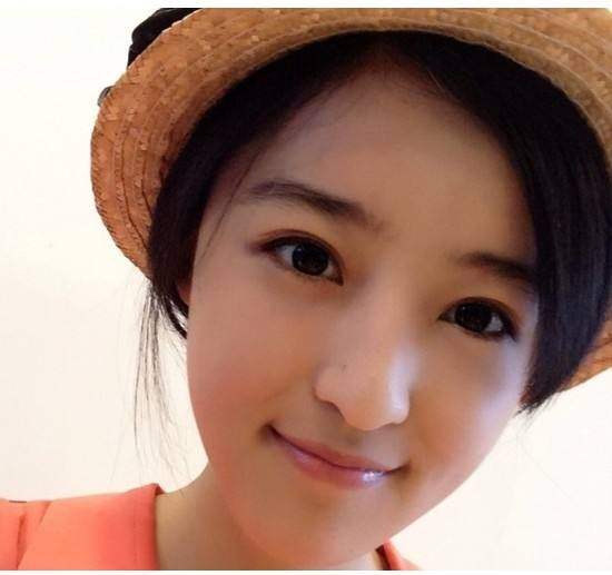 走红女主播杨茗茗:央视《豪门盛宴》主持人声