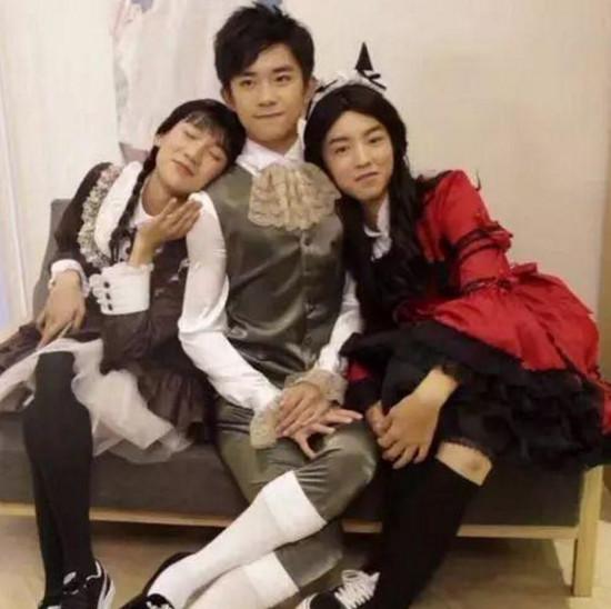 tfboys女装高清,tfboys女装图片高清 tfboys女装照型大起底, 王俊凯妩媚王源娇小, 最俊的是千玺