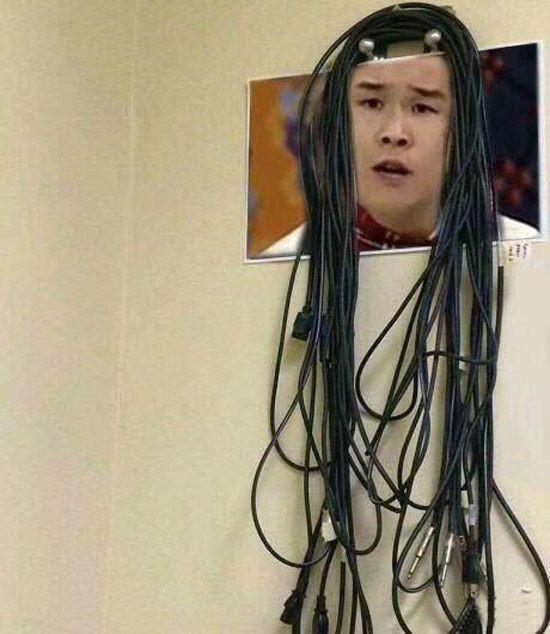 搞笑图片笑话段子不好笑你找我:学校多次要同学们捐款