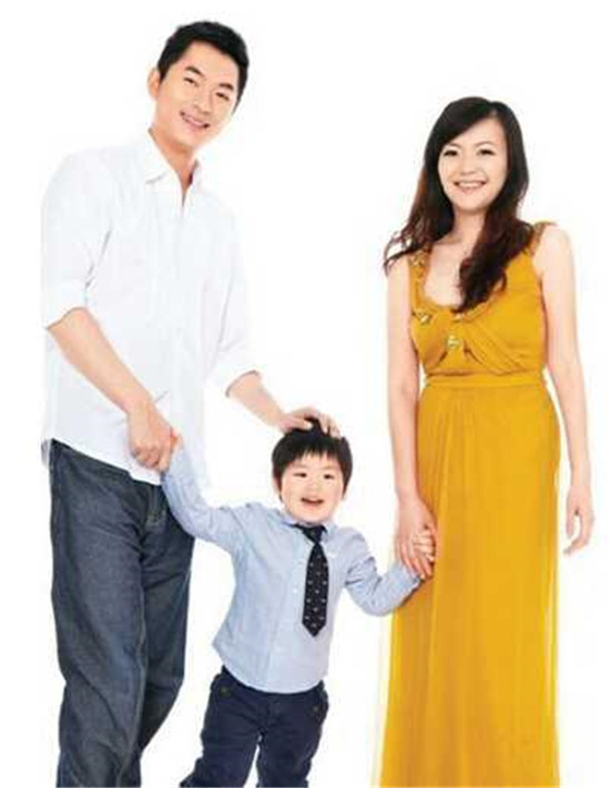 朱泳腾为什么不红,近期演过哪些电视剧?为妻子孩子守护家庭19年