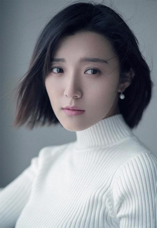 房程程暖冬写真曝光 惬意享受闲适时光