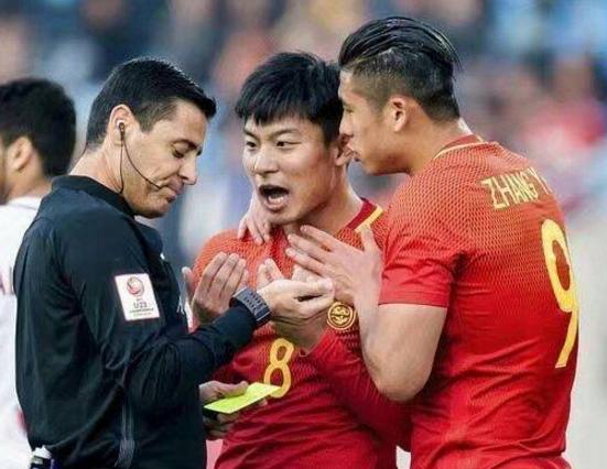 亚洲杯黑哨内幕浮出水面!伊朗裁判被司法监控