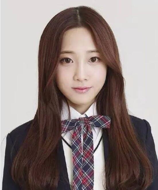 2018最流行的经典颜色,长发的头发发型2018流怎么让颜色变成学生头图片