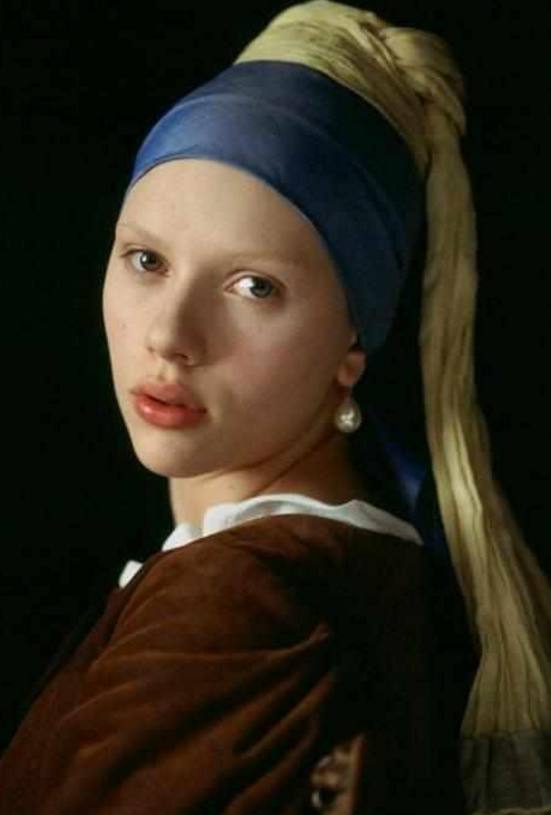 周冬雨模仿名画《戴珍珠耳环的少女》,引来网友们的吐槽和热议