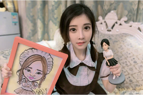 冯提莫骑车导致脚趾骨折