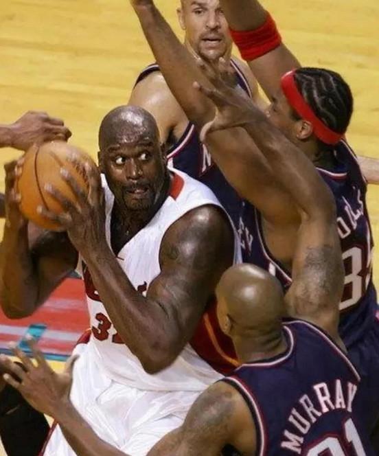 nba5大球星处理包夹防守,科比:怎么才4个人,还有1个在哪