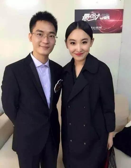 被《最强大脑》里的两对情侣虐哭了,学霸秀恩