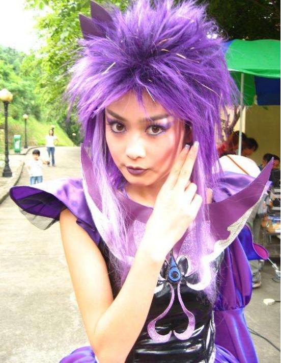 小蓝姐姐与小月近照,没有对比就没有伤害,相差