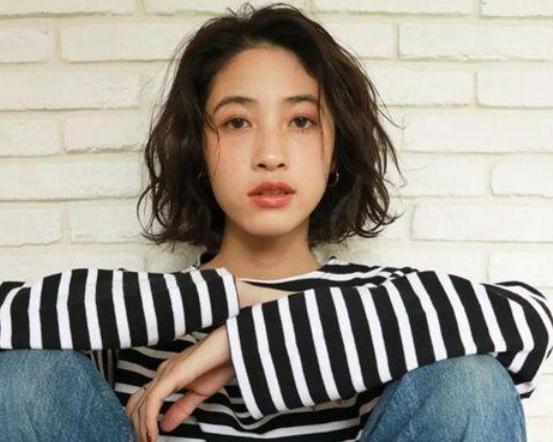 剪完不后悔!2018年最该尝试的几款短发发型