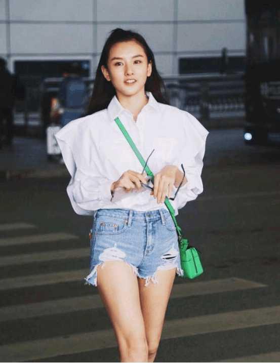 佟丽娅85斤直呼长胖了, 可是宋祖儿却是非常羡慕她的85斤体重了