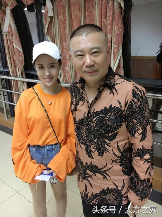 被赵本山开除的徒弟关小平女儿关思慧如今火过赵本山女儿球球