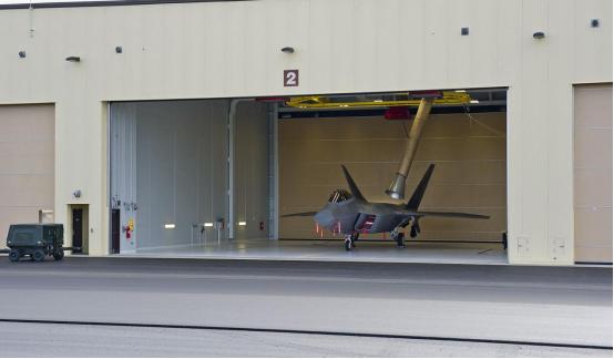 振奋人心!歼20隐身性为何远超F22,一画面曝光