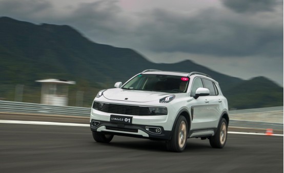 领克01 WEY VV5、观致5怎么选？