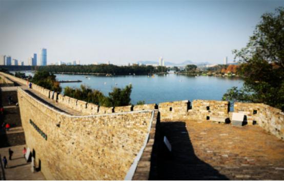 以为南京仅是“六朝古都”吗? “十代都会”又是个什么样说法?