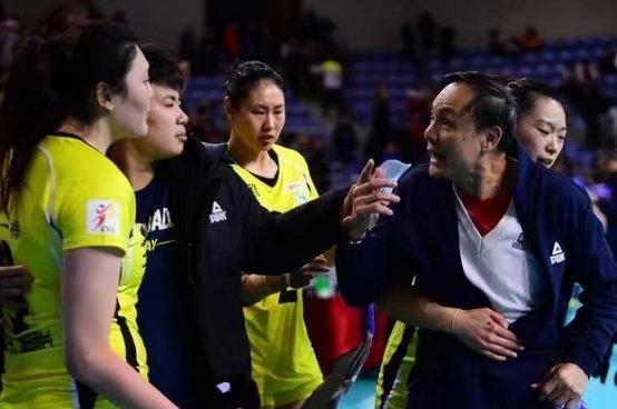 王一梅丁霞起冲突,网友纷纷偏袒王一梅,你怎么