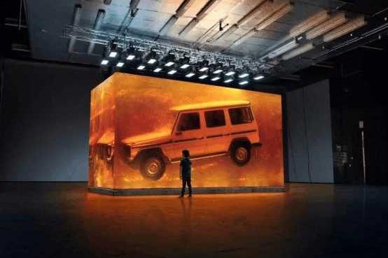 把真车装进琥珀, 把发动机做成模型, 土豪们真会玩