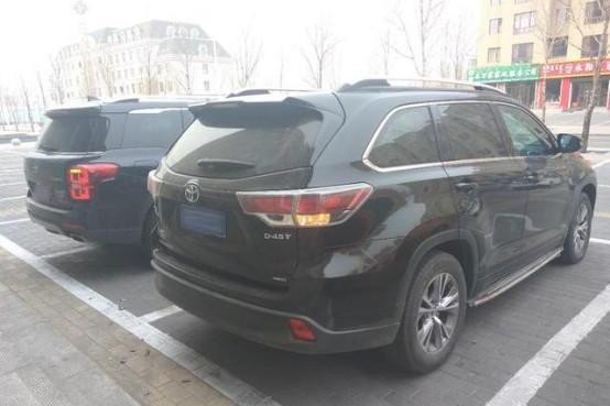 传祺GS8故意停在汉兰达旁边，难以想象这是如今的国产车！