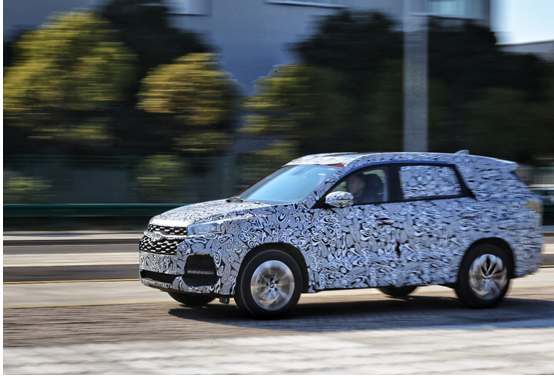 奇瑞全新SUV T18动态测试谍照曝光,轴距更大,上半年上市