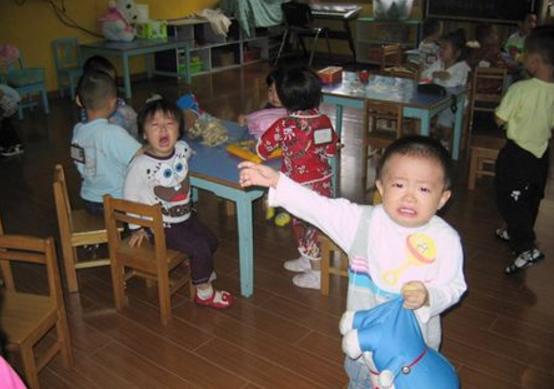 宝宝第一天上幼儿园，妈妈当天的心情是怎样的？过来人告诉你