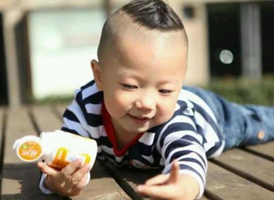 宝宝四岁说话不清晰,老人说贵人晚开口,检查后