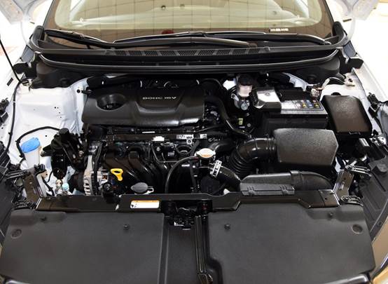 起亚k3和福特福睿斯手动低配,该买哪个?