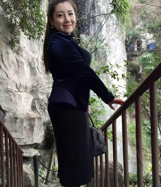 半老徐娘—桃花依旧笑春风