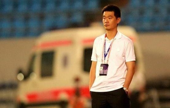 一个球员配一个教练?鲁能教练组成员多达9名
