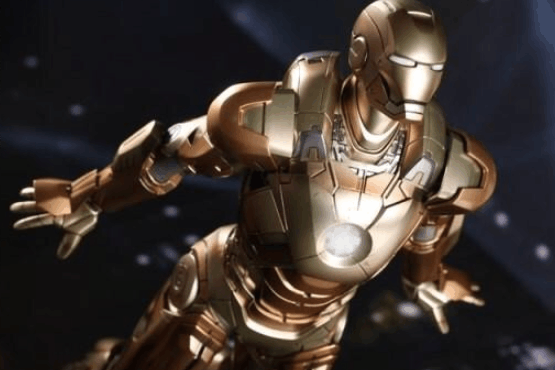 钢铁侠最土豪的一套战甲,纯金外表,既帅气又强