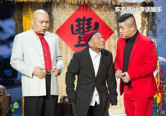 东北二人转演员多,小品也是他们的压轴节目,主演就是这两年大火的