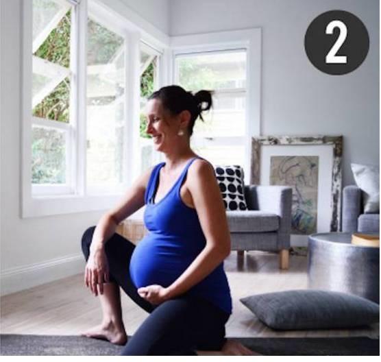 束角式十分适合怀孕月数较大的孕妇,因为它有效地为胎儿腾出许多空间