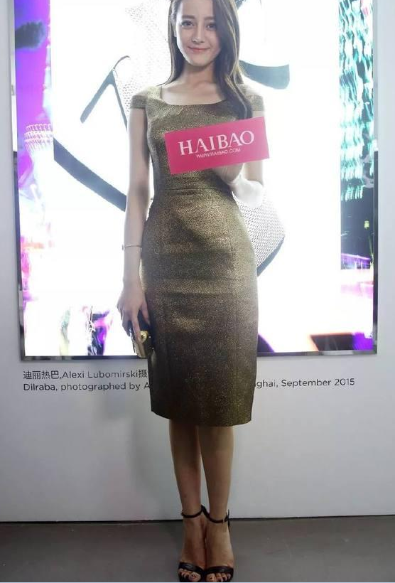 迪丽热巴的脚趾大?没关系反正颜值高!