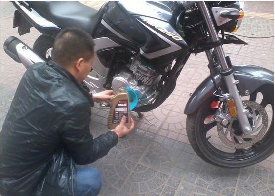 摩托车长期不换机油会怎么样?!