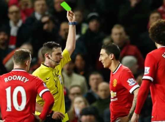 如果在足球比赛时,裁判突然拿出绿牌,到底会发