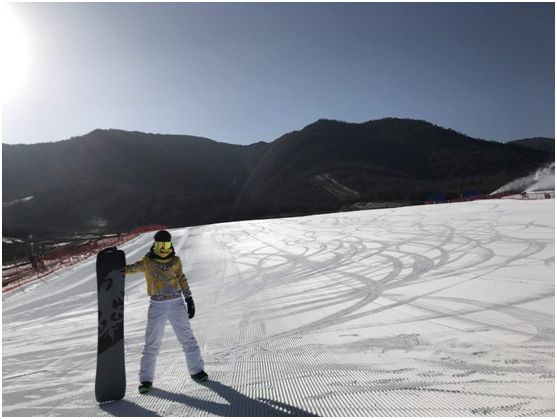 鳌山滑雪场