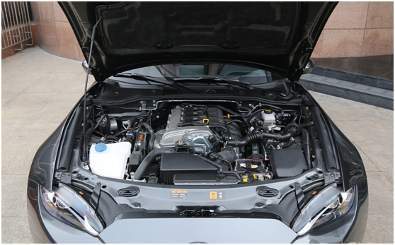 30万买跑车 标志RCZ遇上马自达MX-5你更爱哪一款?