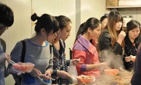 对于大连夜市小吃街我想说这些