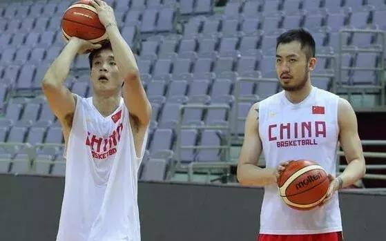 中国男篮公布世界杯预选赛23人集训大名单!
