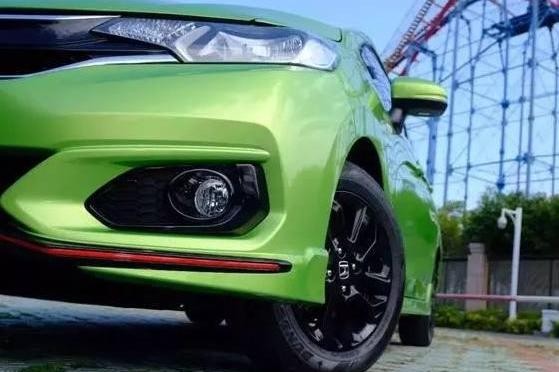 本田GK5新出“超跑”版, 售价才8万