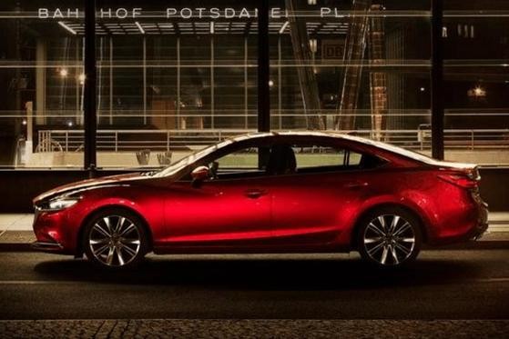 2018款马自达6将推四驱款，加速秒雅阁凯美瑞，碰撞测评：五星