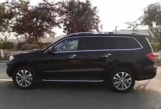 开着奔驰GL350回家过年，结果被加了汽油，车现在还在修