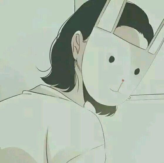 戴上面具的我,看不清面具后面的是谁 戴面具的女生动漫头像